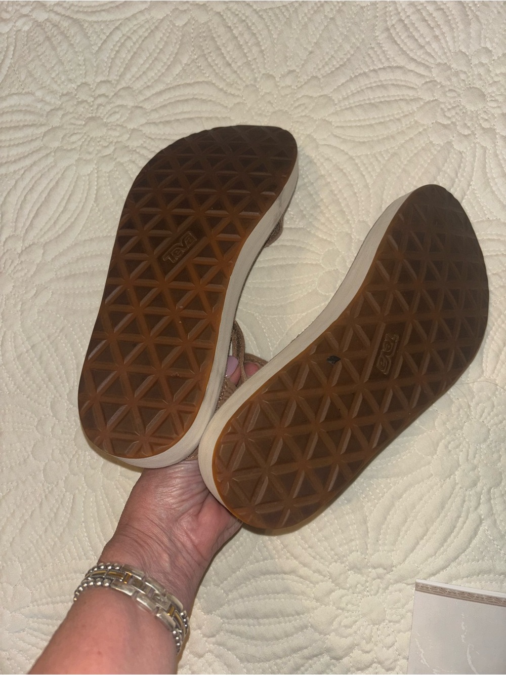 Teva - Picture 3 of 6